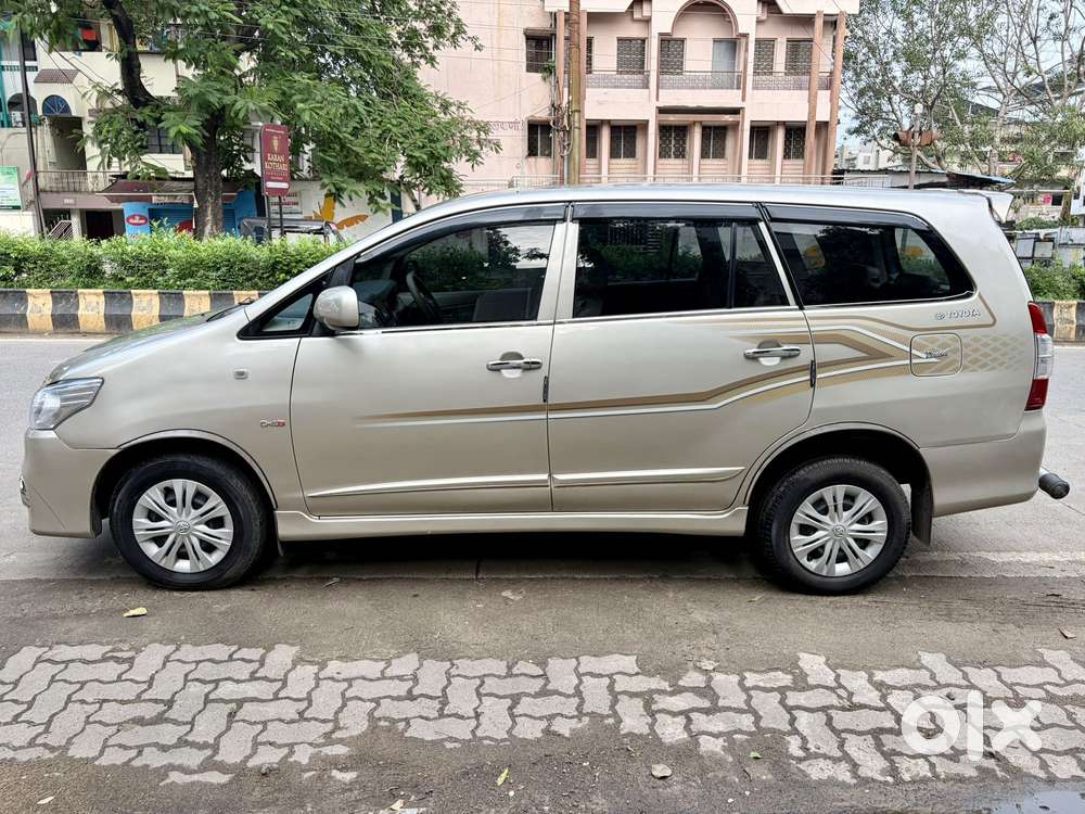 Toyota Innova 2.5 E, 2014, Diesel