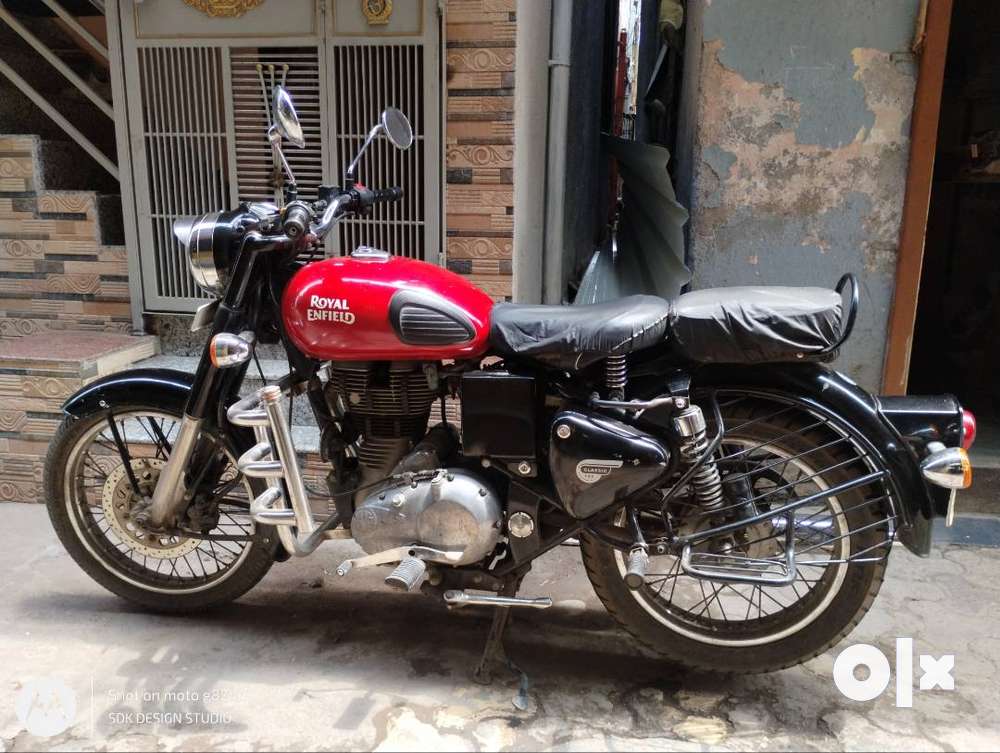 Classic 350 redditch red Motorcycles 1795969696
