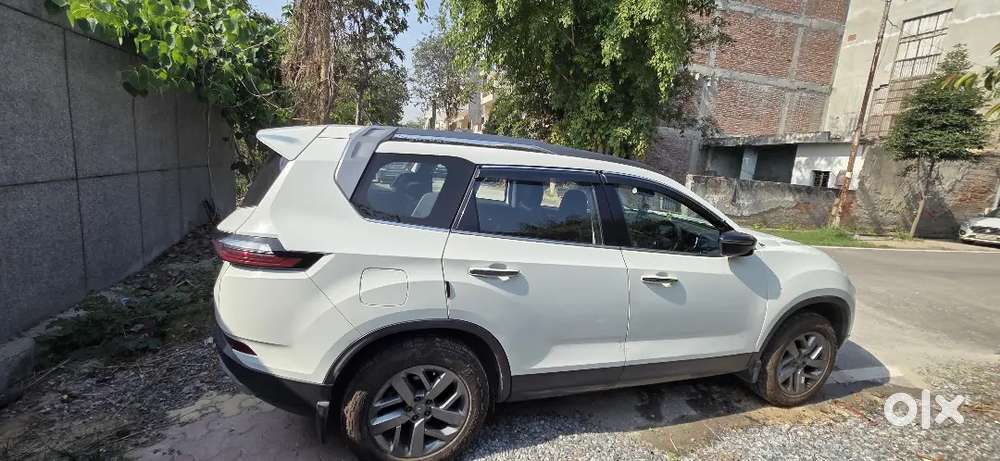 2021 Tata Safari Diesel Automatic