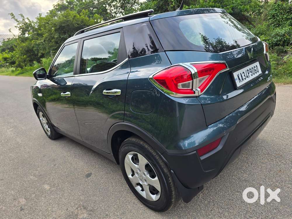 Mahindra Xuv300 W6, 2023, Petrol