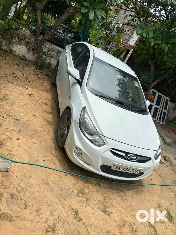 Hyundai Verna 2013 Diesel Manual