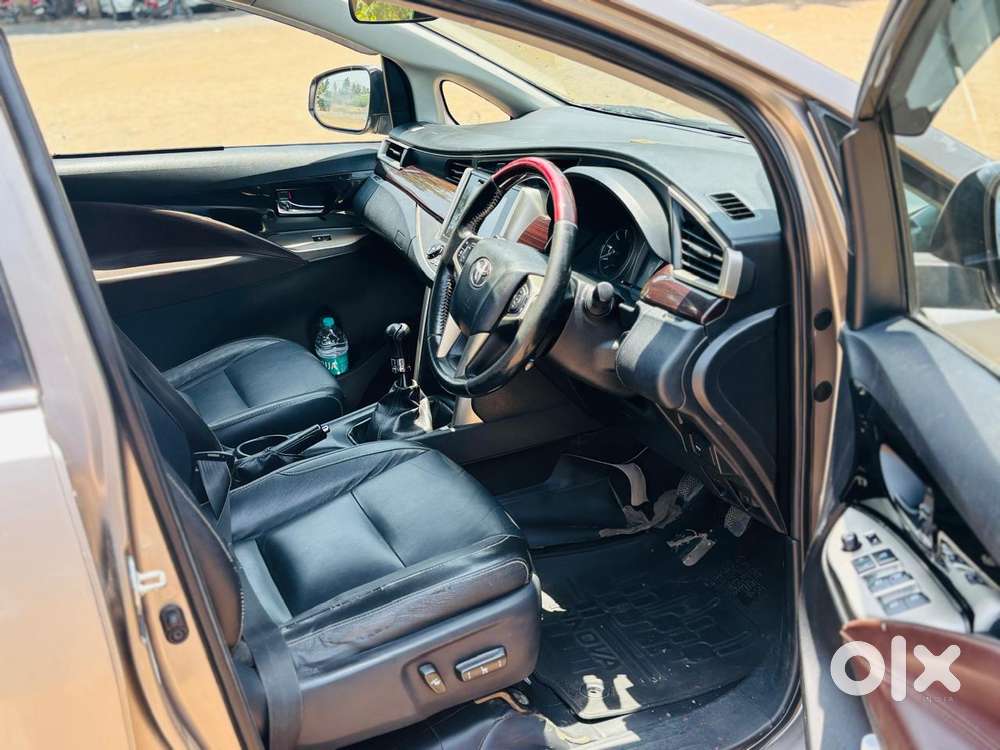 Toyota Innova Crysta 2.4 Z 7 Str, 2016, Diesel