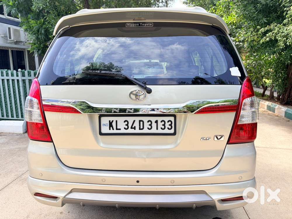 Toyota Innova Diesel 2015