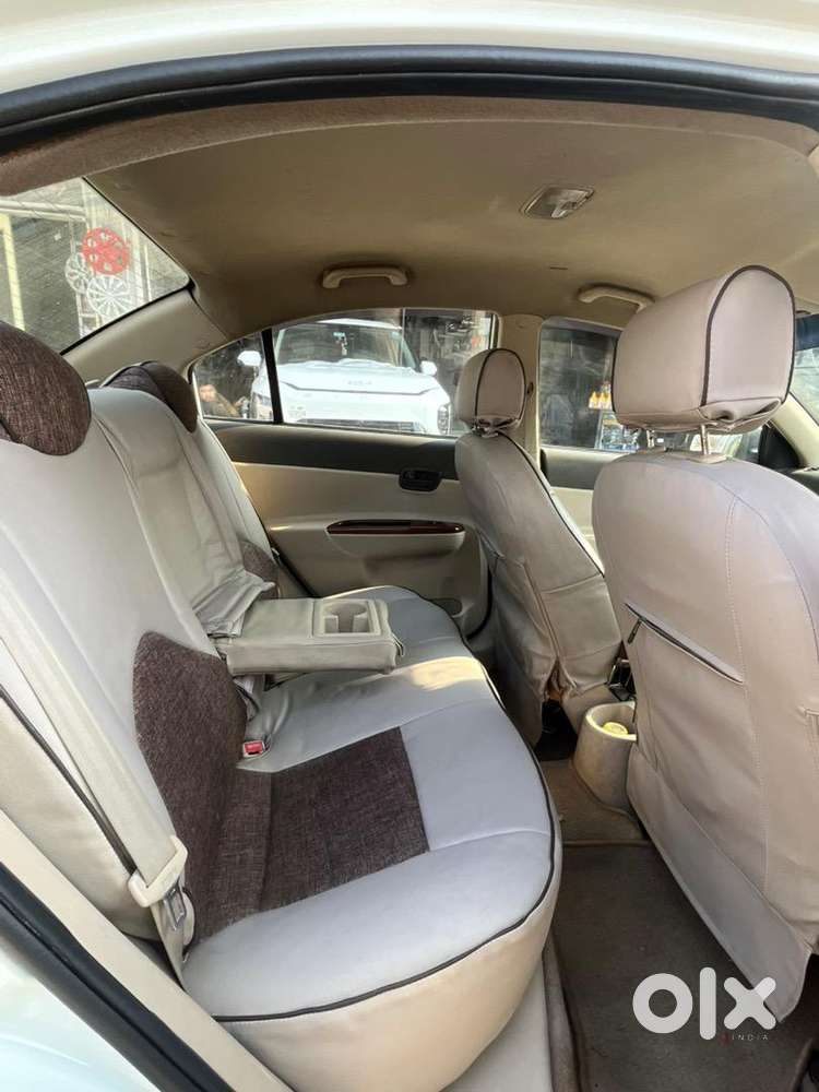 Hyundai Verna 2010 Petrol Well Maintained