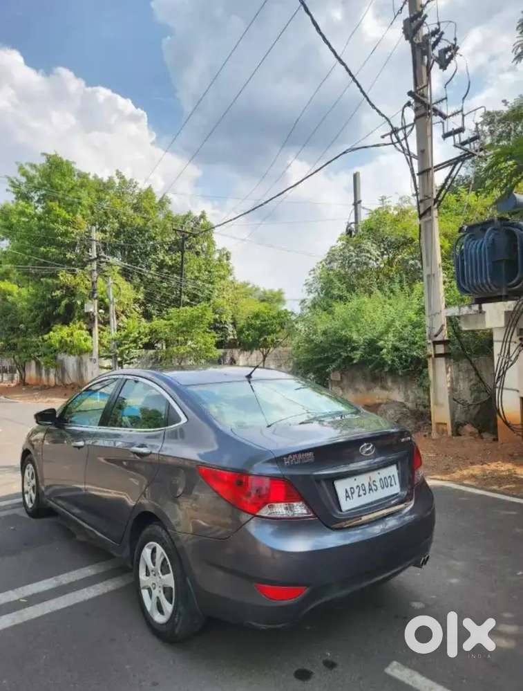 Hyundai Verna 2012 Petrol 97000 Km Driven