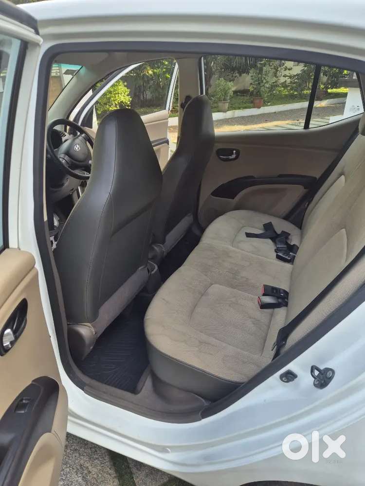 Hyundai I10 Sportz 2011