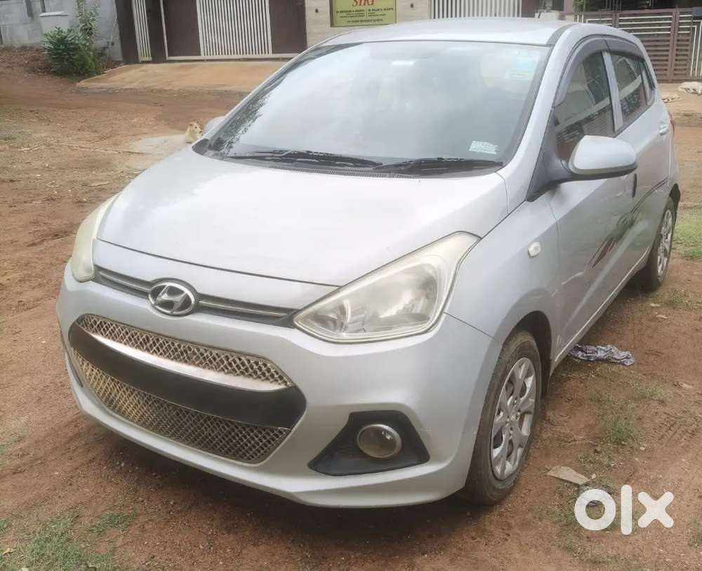 Hyundai Grand I10 2015 With 142000 Km