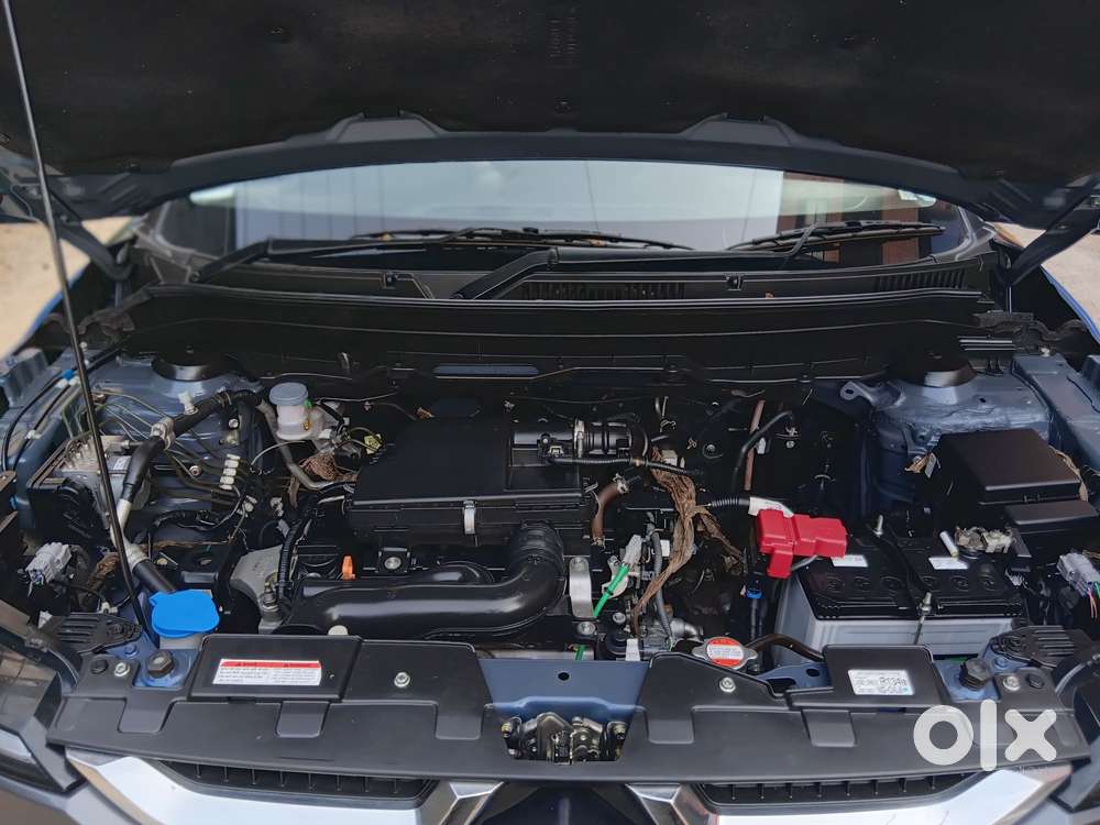 Maruti Suzuki Brezza Vxi At, 2023, Petrol