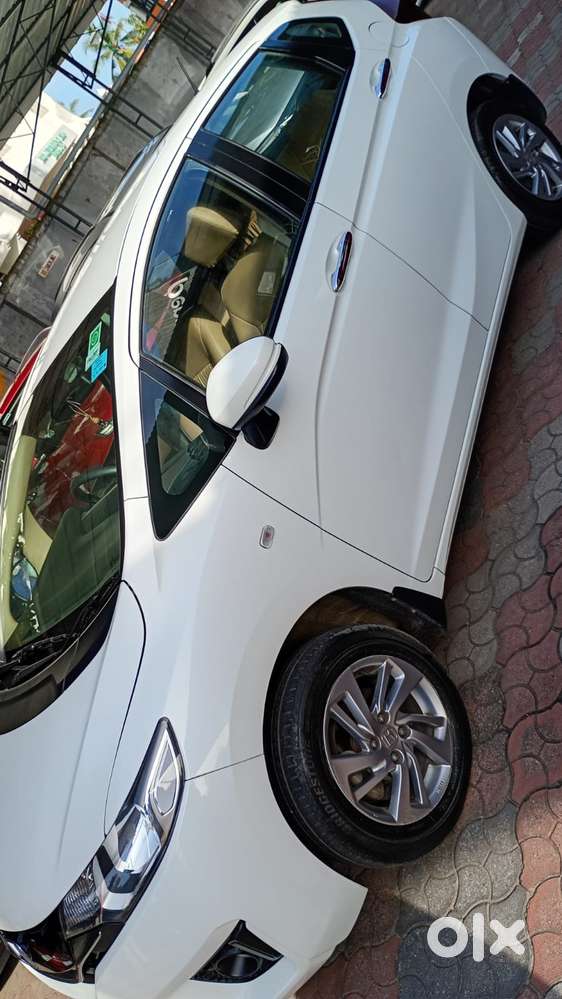 Honda Jazz V Mt Privilege, 2019, Petrol