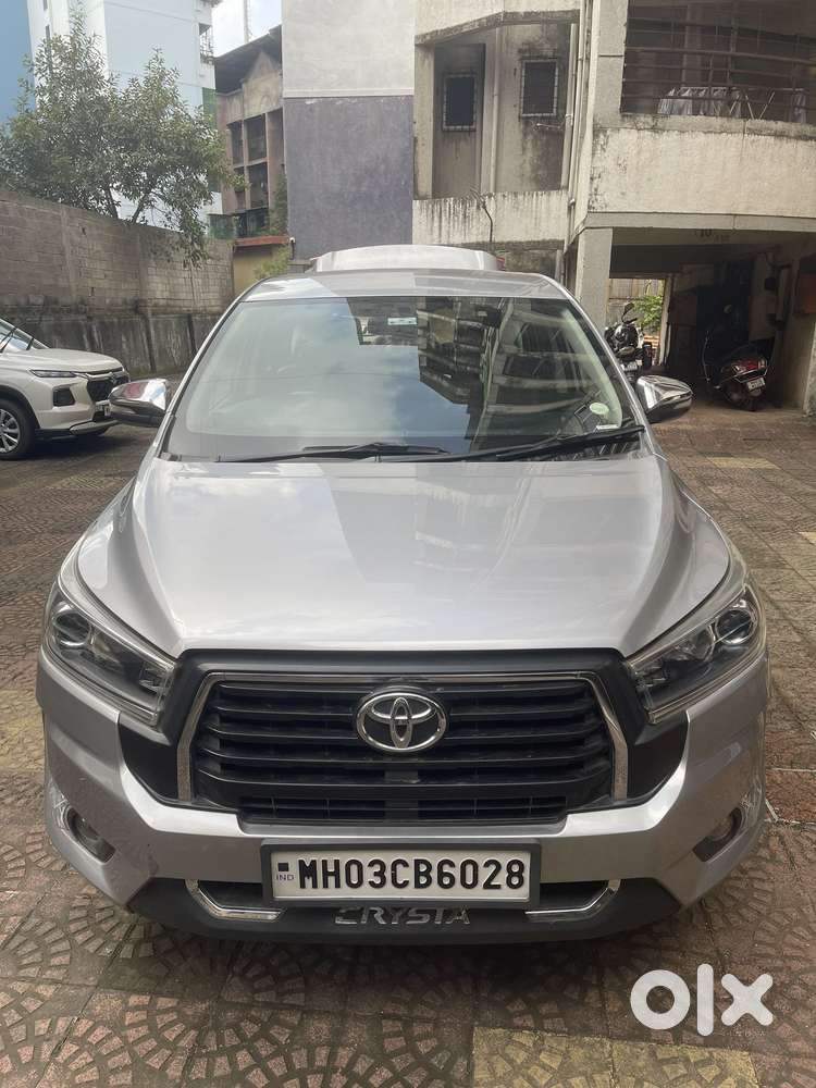 Toyota Innova Crysta 2.8z Automatic, 2016, Diesel