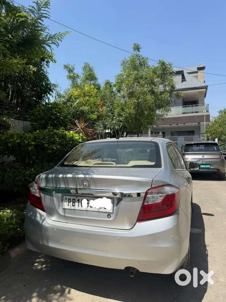 Honda Amaze 2017 Petrol Well Maintained