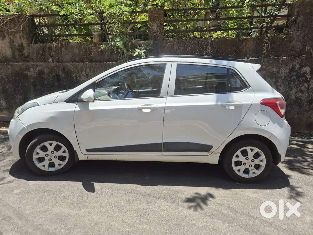 Hyundai Grand I10 2016 Petrol 80000 Km Driven