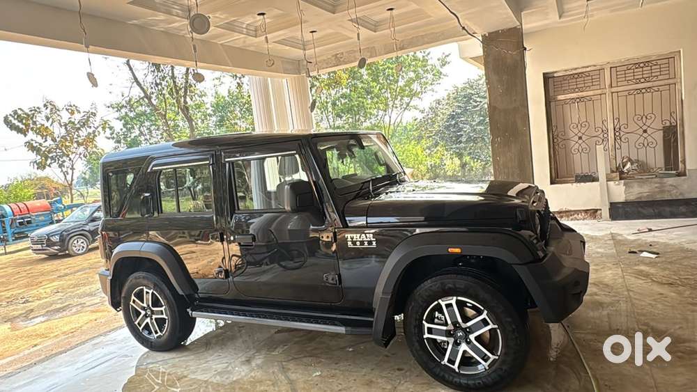 Mahindra Thar Roxx 2025