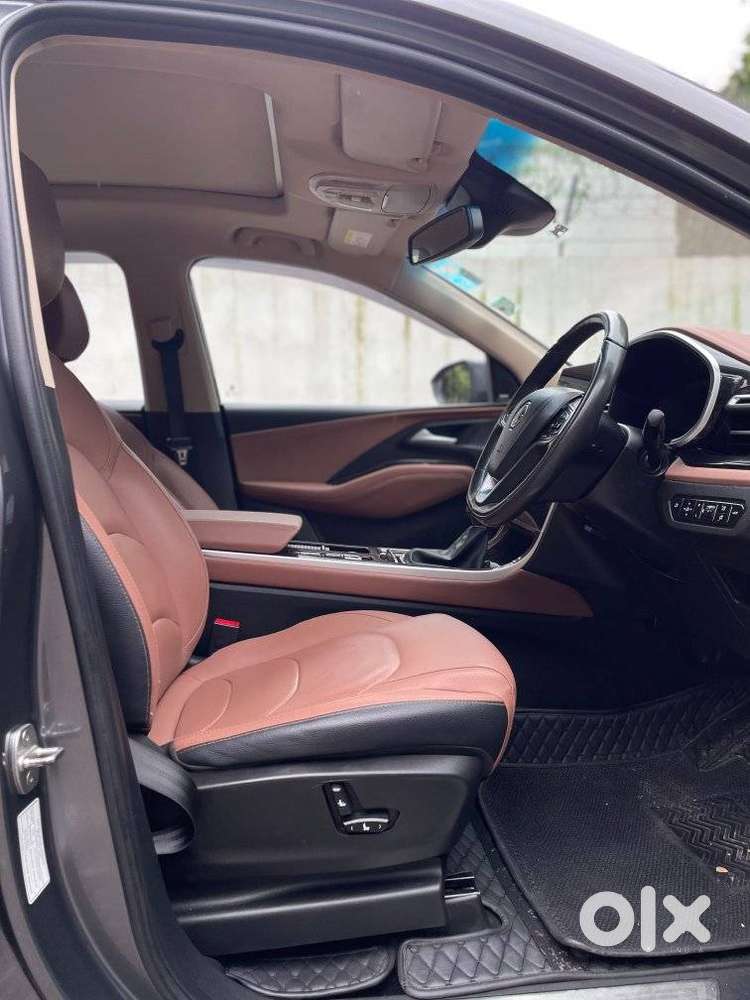 Mg Hector Plus Savvy Pro 1.5 Turbo Petrol Cvt 7 Str, 2024, Petrol
