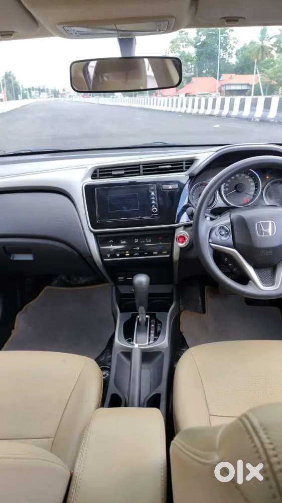 Low Kilometers 2019 Honda City V Petrol 2019