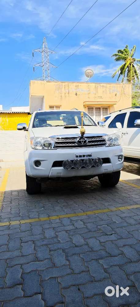 Toyota Fortuner 4x4 Full Option Sale
9️⃣9️⃣5️⃣2️⃣4️⃣6️⃣6️⃣6️⃣3️⃣5️⃣