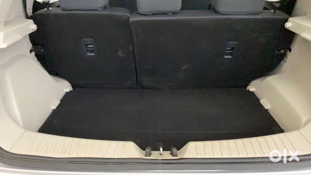 Mahindra Xuv300 W6, 2020, Petrol