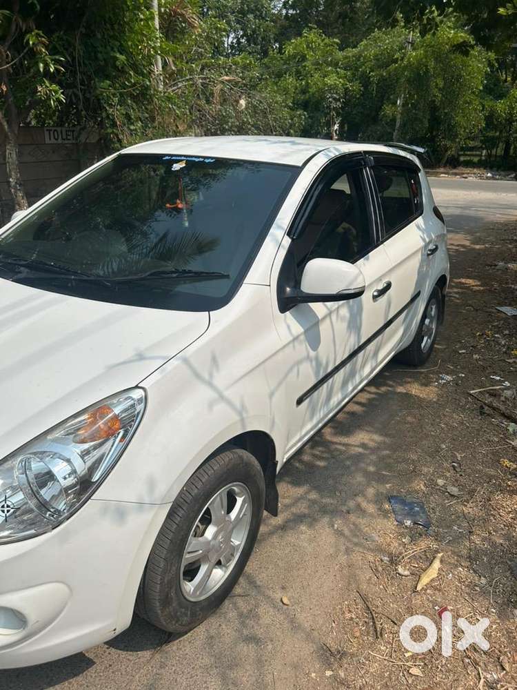 Hyundai I20 2011 Petrol Well Maintained
