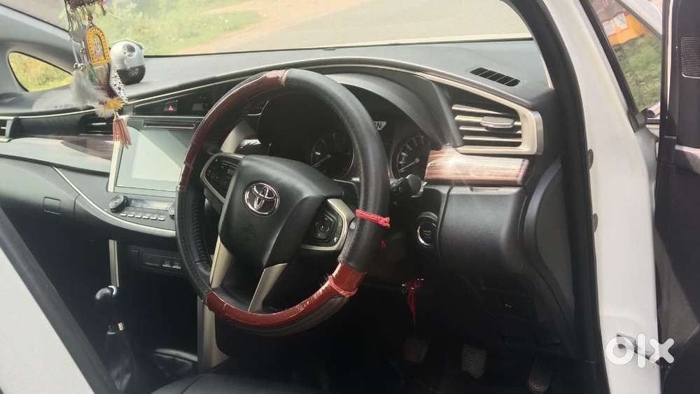 Toyota Innova Crysta