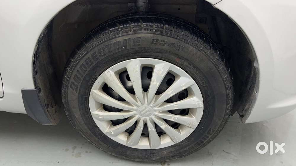 Maruti Suzuki Swift Dzire 1.3 Vxi, 2015, Petrol