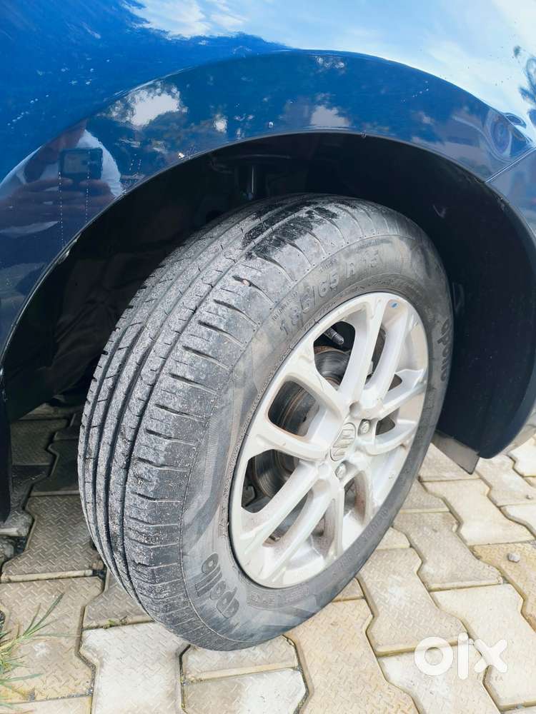Maruti Suzuki Swift Amt Zxi Plus, 2019, Petrol