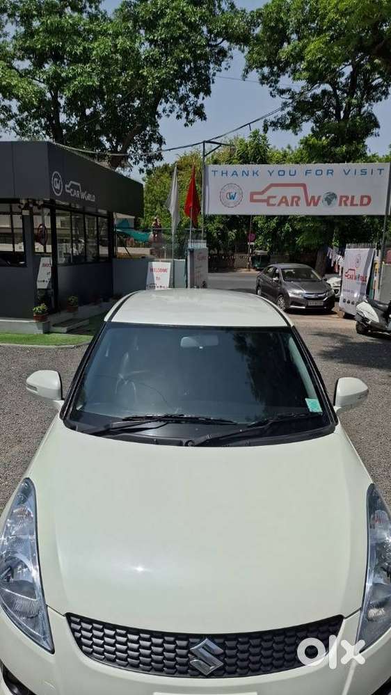 Maruti Suzuki Swift Vxi Optional, 2013, Petrol