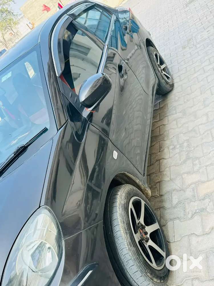 Honda Amaze Variant 2015