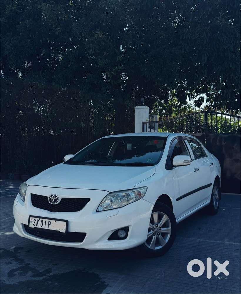 Toyota Corolla Altis 2010