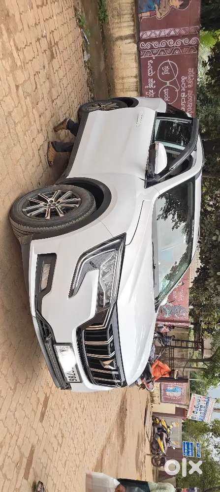Mahindra Xuv700ax7l Diesel Manual 2022 Second Owner