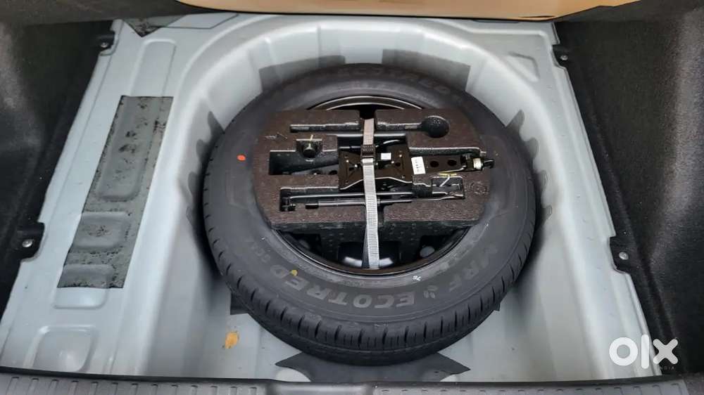 Skoda Slavia 2023 Petrol Automatic 25000 Km Driven Button Start