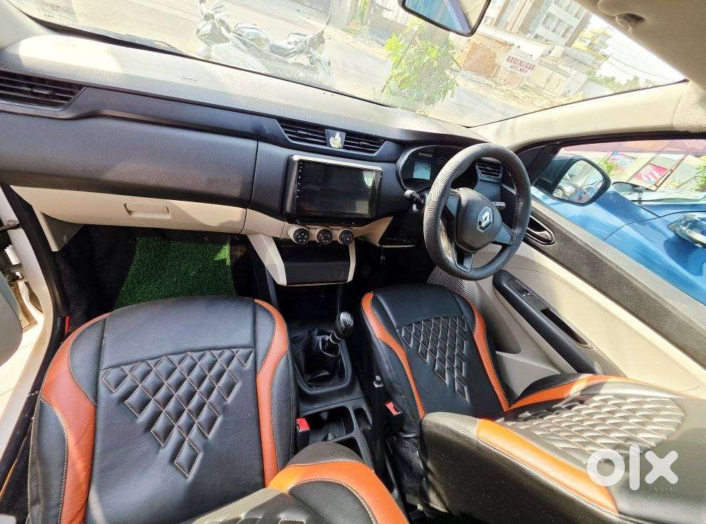 Renault Triber Rxt, 2024, Petrol