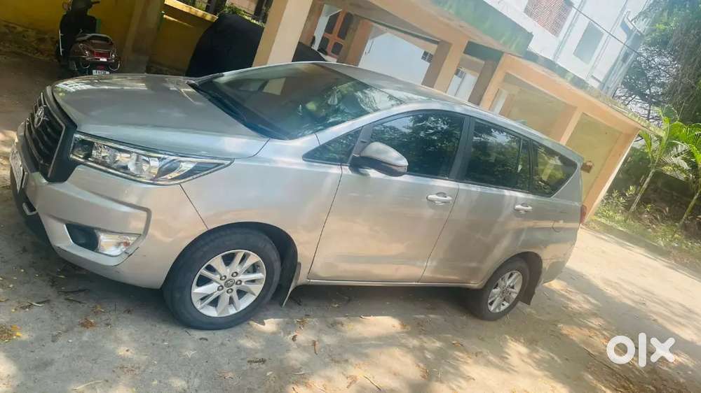 Toyota Innova Crysta 2018