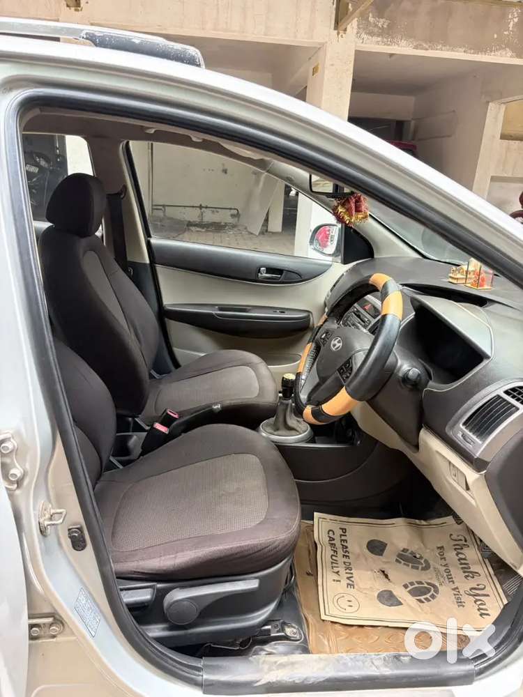Hyundai I20 2012 Cng & Hybrids 95000 Km Driven