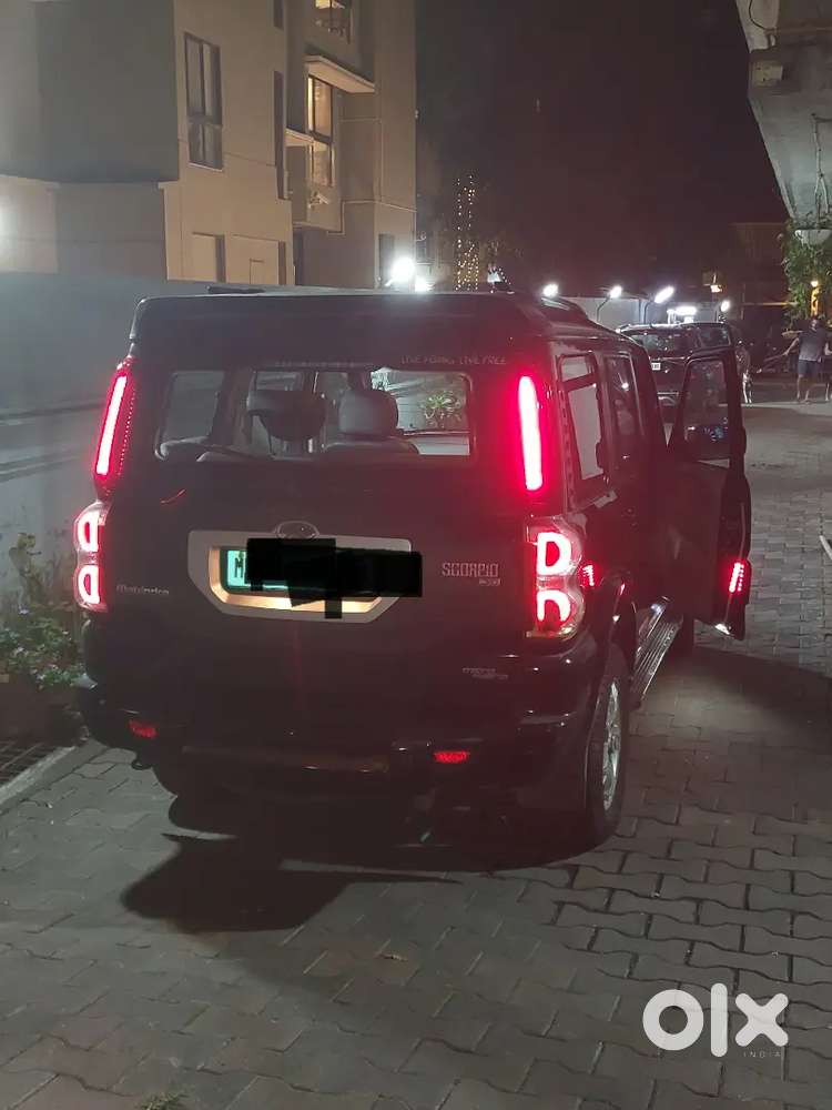 Mahindra Scorpio 2015