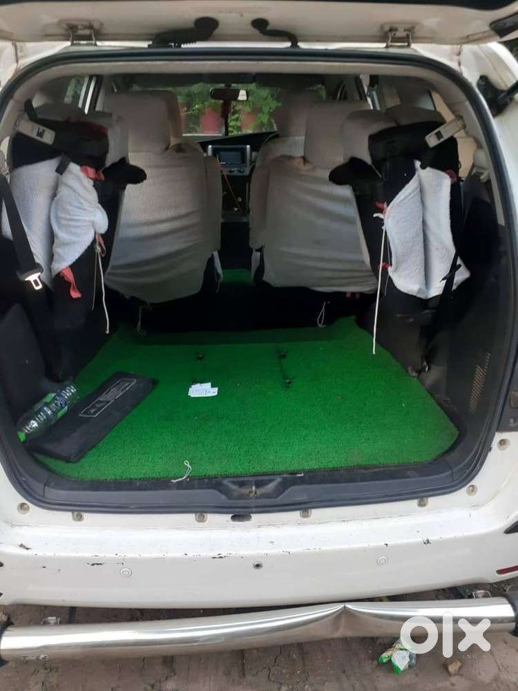 Gaadi Mai Koi Kaam Nahi Hai