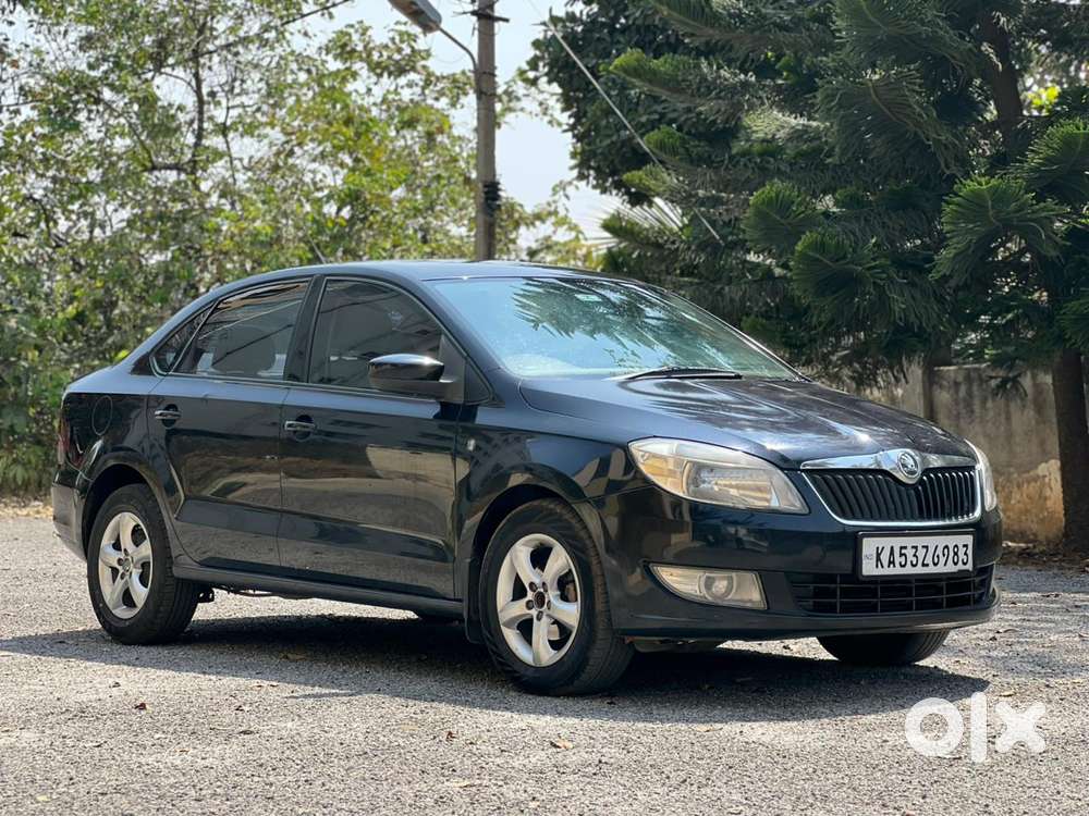 Skoda Rapid Elegance 1.6 Tdi Cr Manual, 2012, Diesel