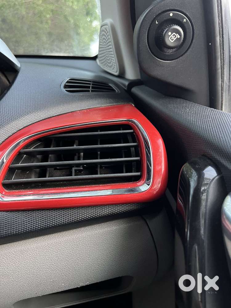 Tata Tiago 1.2 Revotron Xza, 2019, Petrol