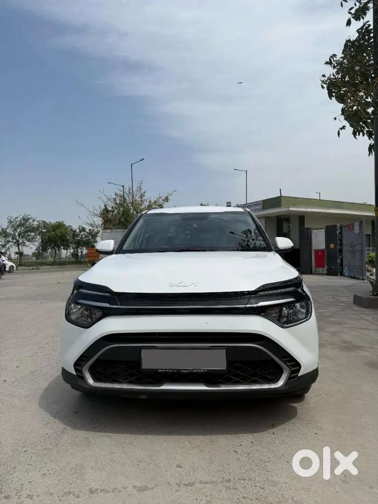 Kia Carens 2023 Cng & Hybrids 42000 Km Driven
