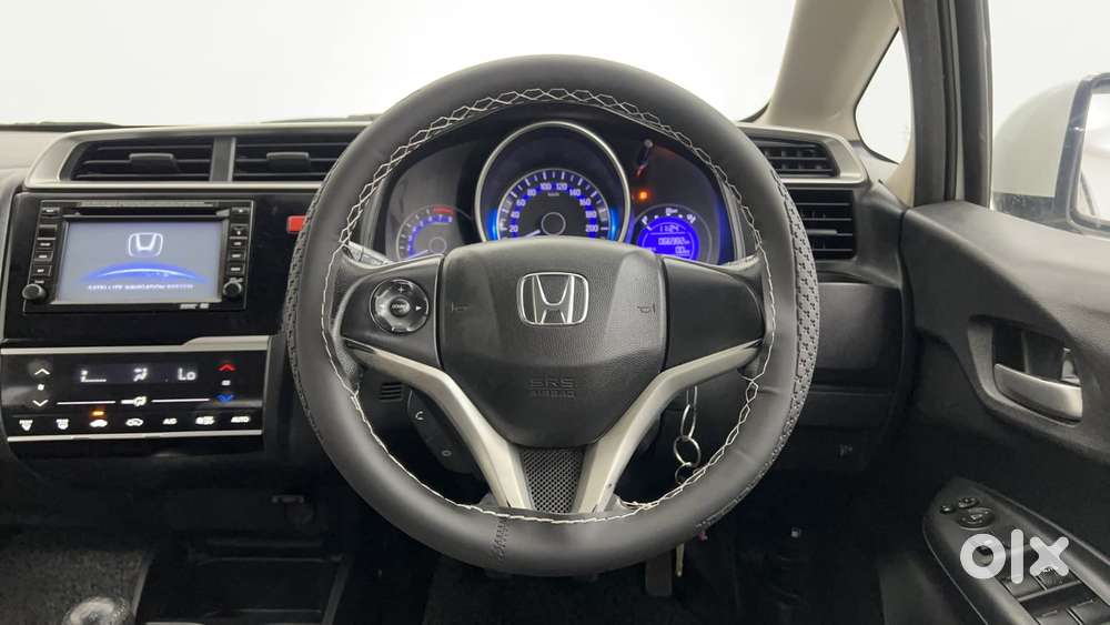 Honda Jazz [2020-2023] 1.2 Vx I-vtec Mt, 2016, Petrol