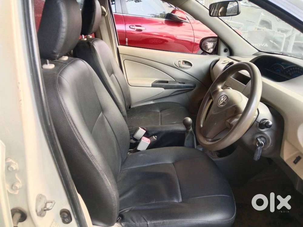 Toyota Etios Liva, 2015, Petrol