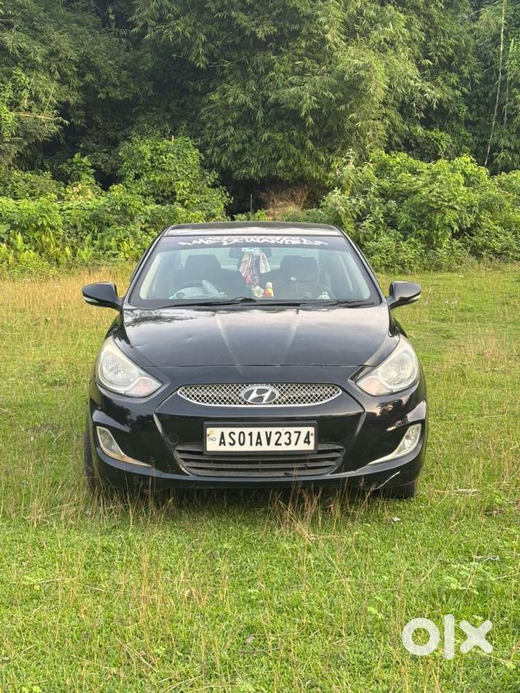 Hyundai Verna Petrol 2011