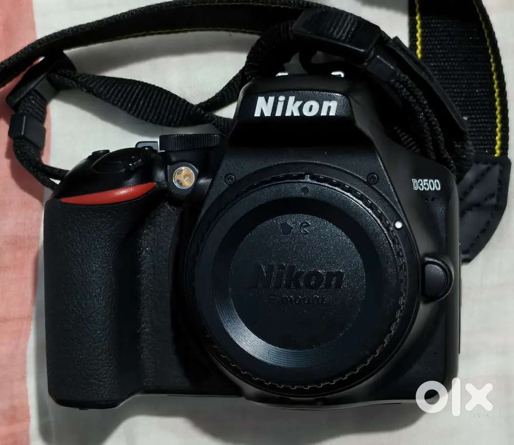 Nikon D3500