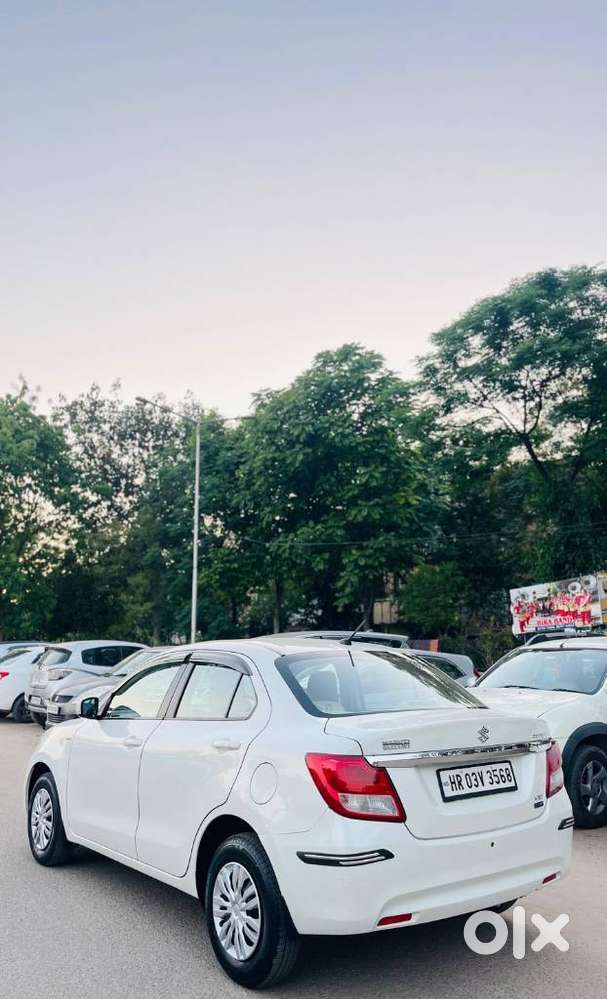 Maruti Suzuki Swift Dzire Vxi(o) Amt, 2017, Petrol