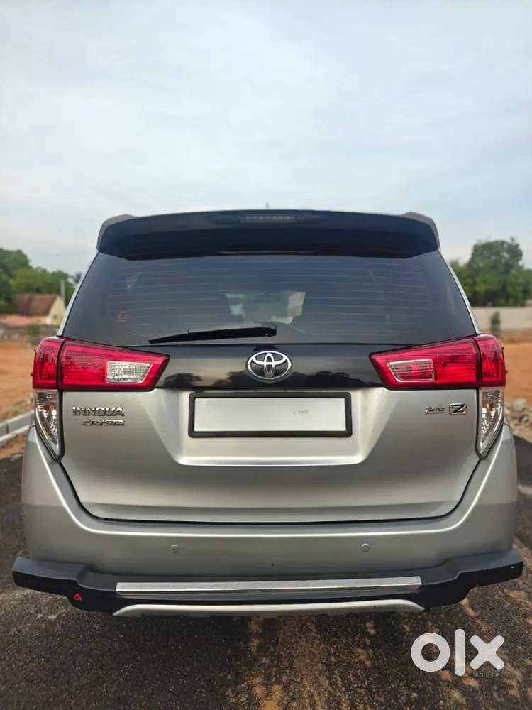 Toyota Innova Crysta 2.8 Zx At 7str 2016