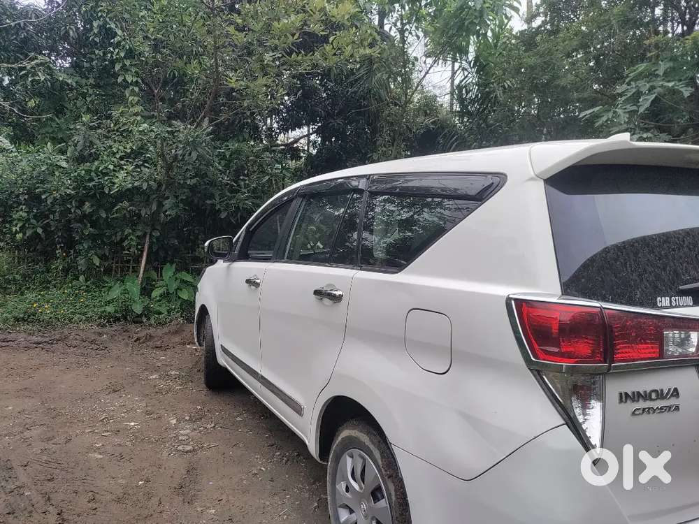 Toyota Innova Crysta 2022 Diesel 141000 Km Driven
