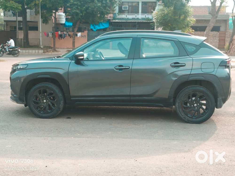 Maruti Suzuki Fronx Delta Plus 1.2l Mt, 2023, Petrol