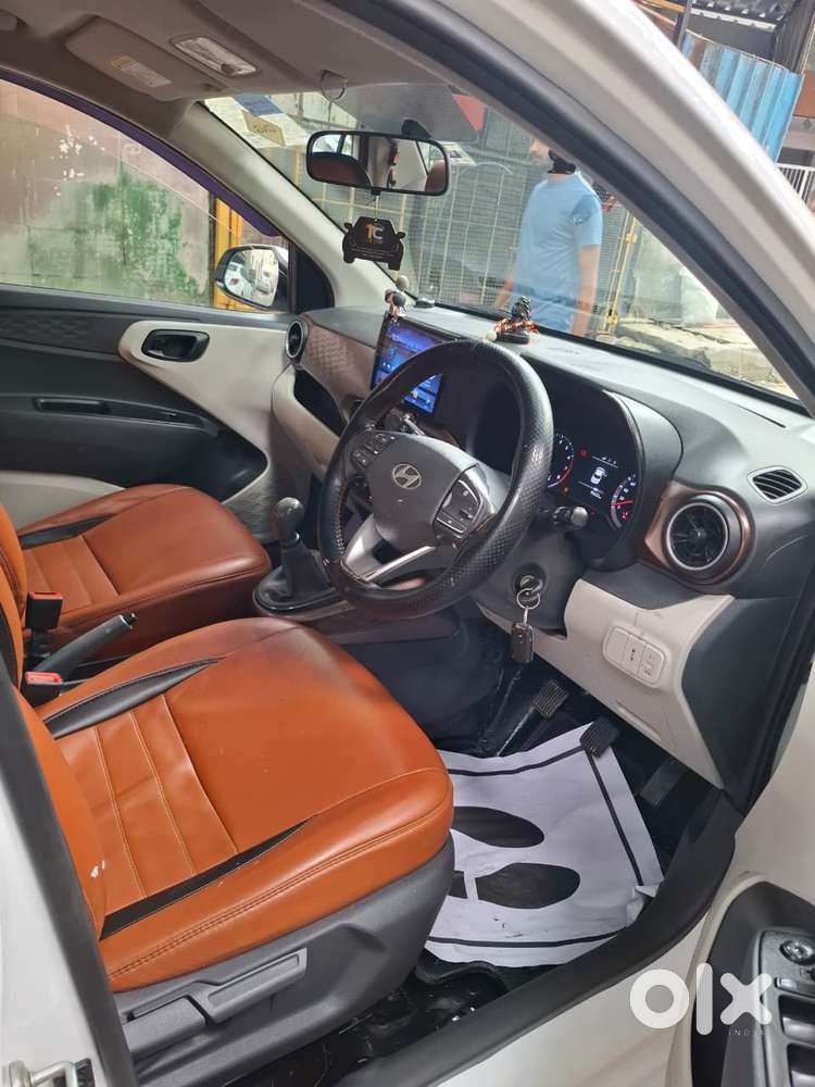 Hyundai Aura Sx (o) Crdi Manual, 2024, Cng & Hybrids