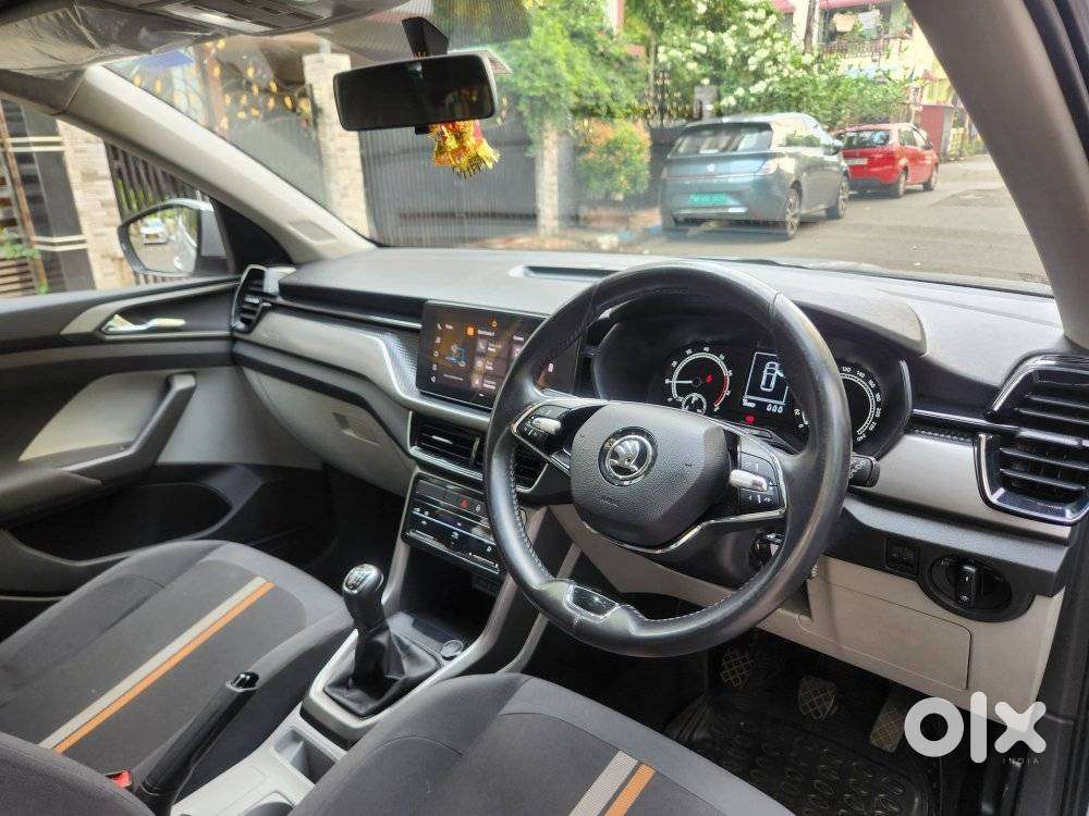 Skoda Kushaq 1.0 Tsi Ambition, 2025, Petrol