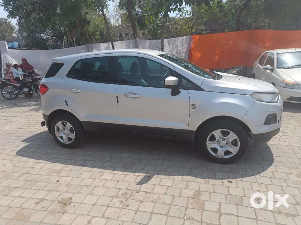 Ford Ecosport Petrol 2014