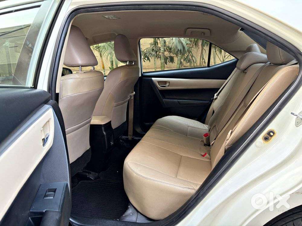 Toyota Corolla Altis 1.8 Vl, 2016, Petrol